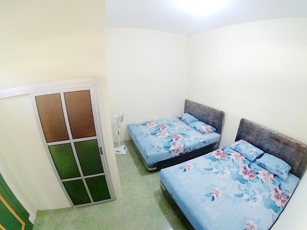 Ngadiwinatan Alleyway Guest House Jogja ยอกยาการ์ตา ภายนอก รูปภาพ